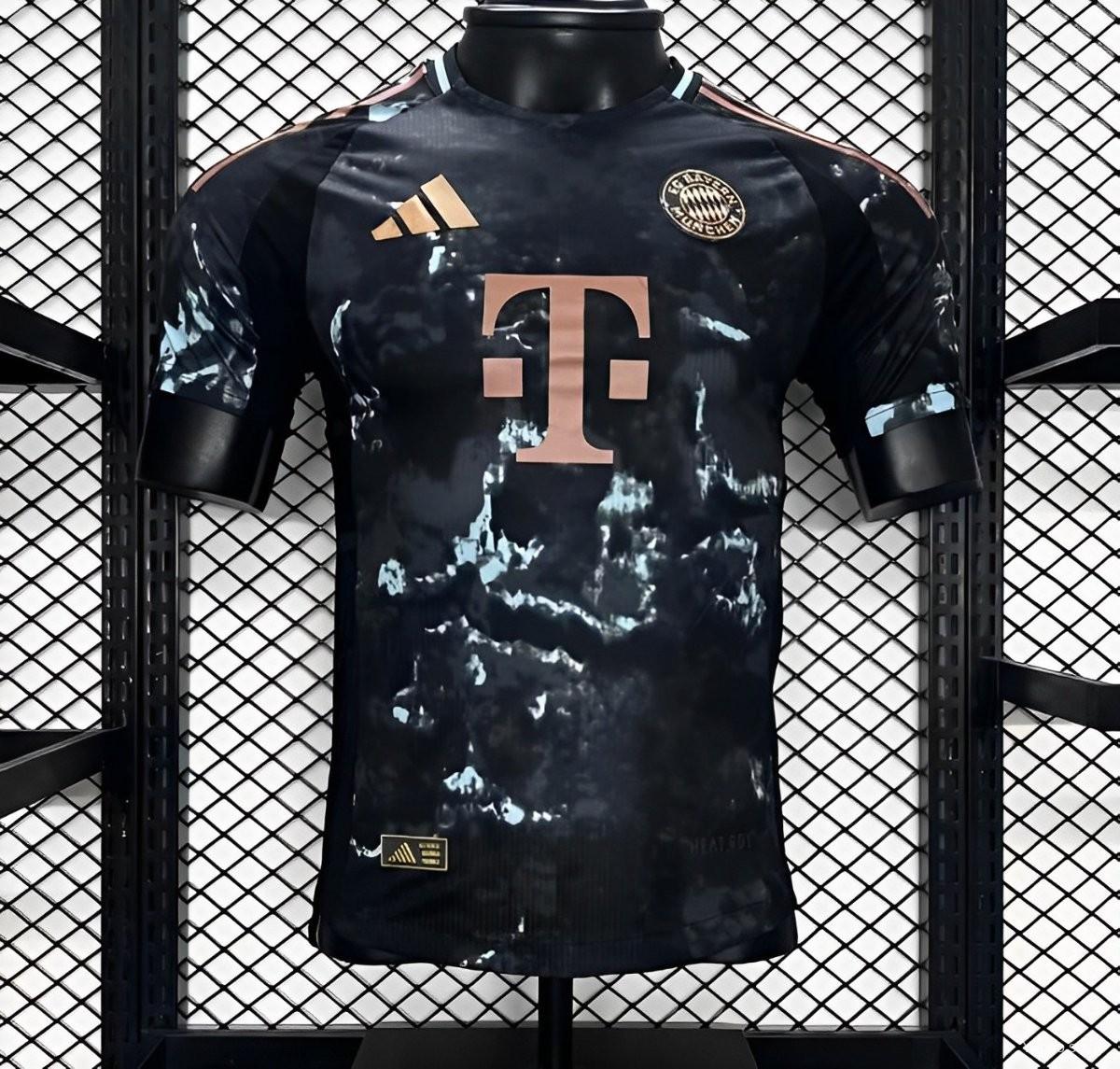 Camiseta de fútbol Bayern Munich 2024/25 VISITANTE MANGA CORTA VERSION JUGADOR